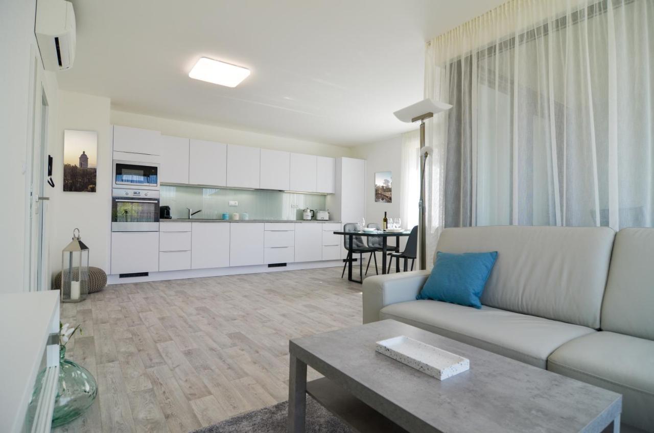 Palm Garden Apartment 1 Mikulov Eksteriør bilde